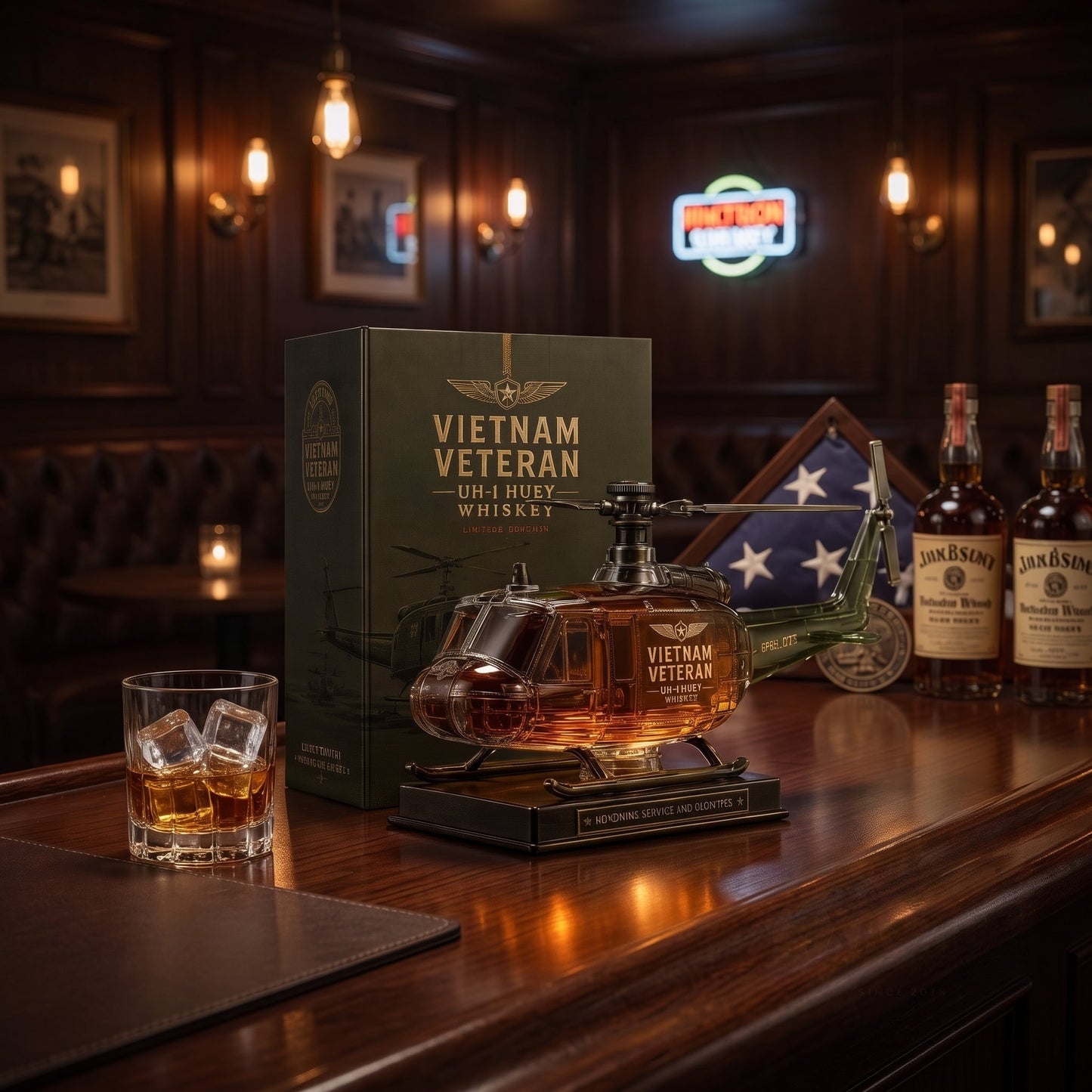 🇺🇸🚁🎖️Vietnam Veteran UH-1 Huey Helicopter 1965-1975 Whiskey Bottle